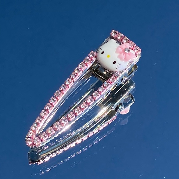Sanrio Accessories Adorable New Hello Kitty Rhinestone Hair Clip